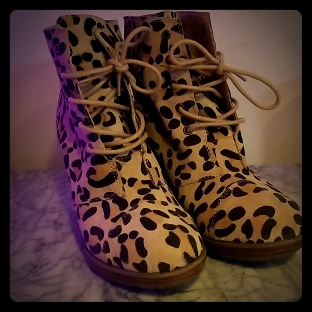 Leopard love